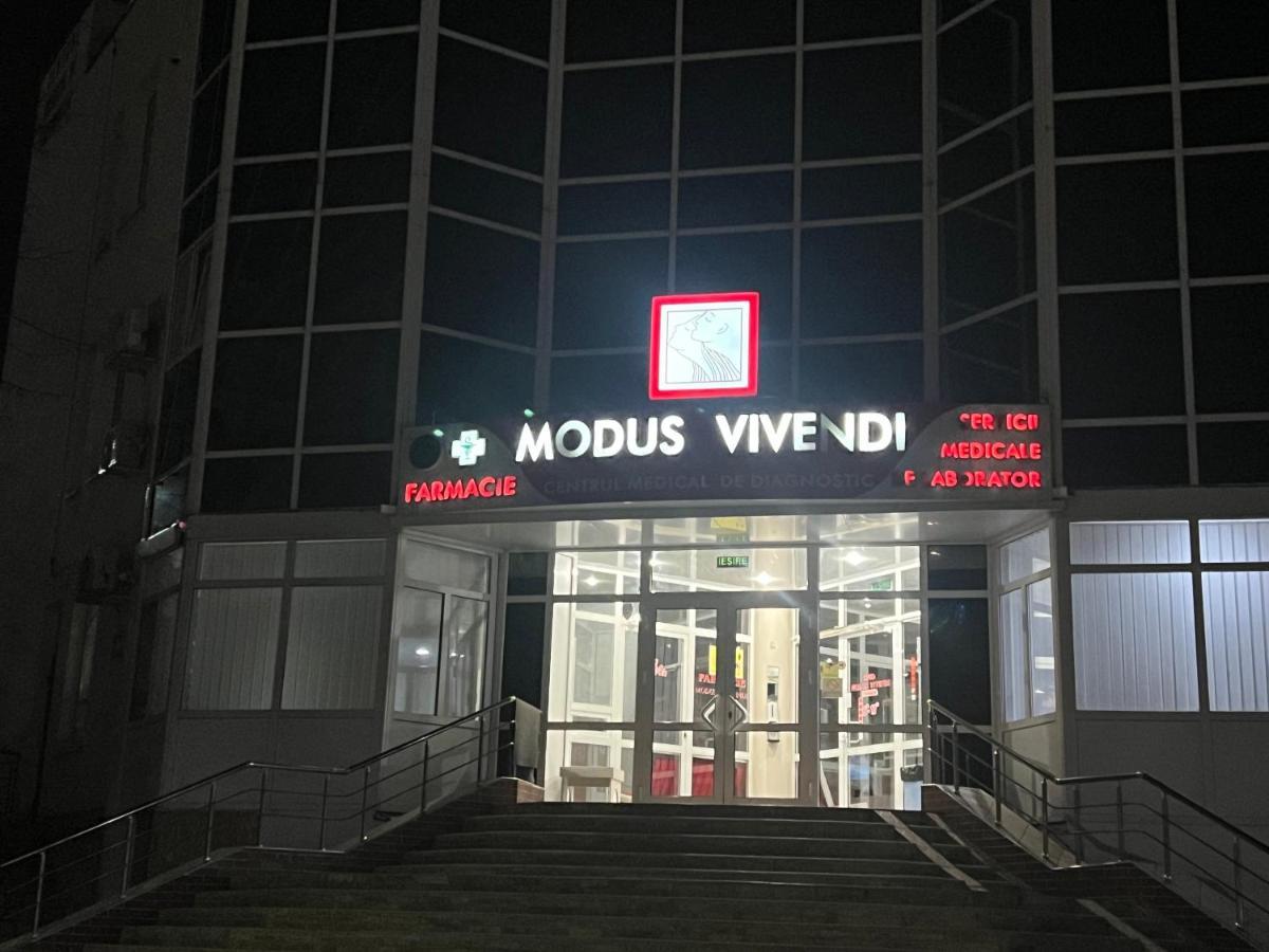 Hi-Tech Aparts Chisinau Bagian luar foto